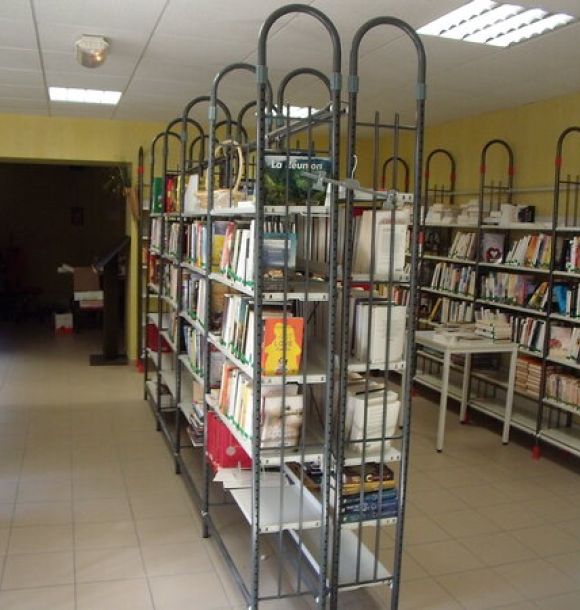 Photo de Bibliothèque - « Espace André THIBAULT »